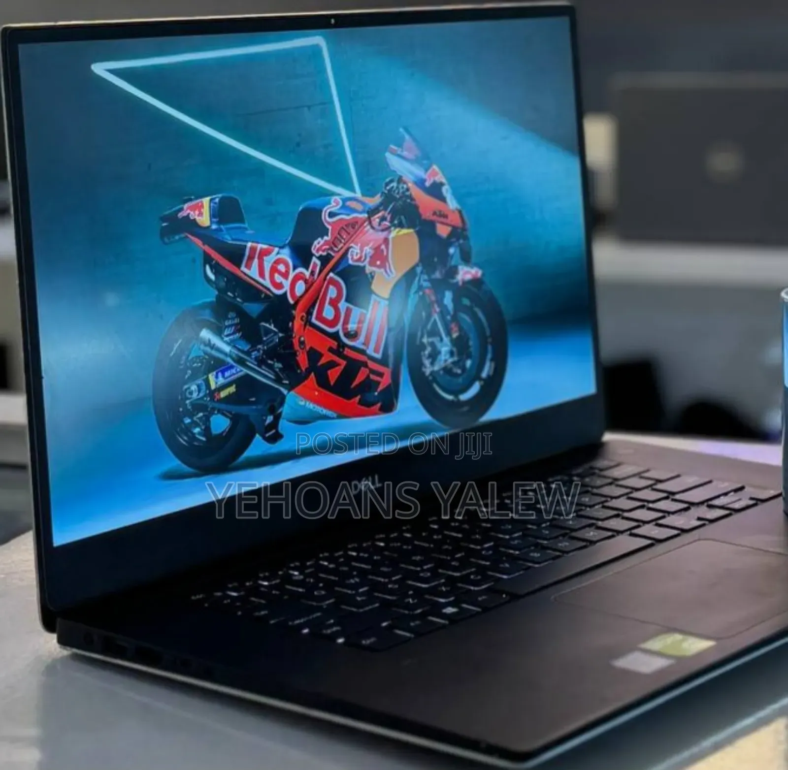 New Laptop Dell Precision 5540 16GB Intel Core I7 SSD 512GB