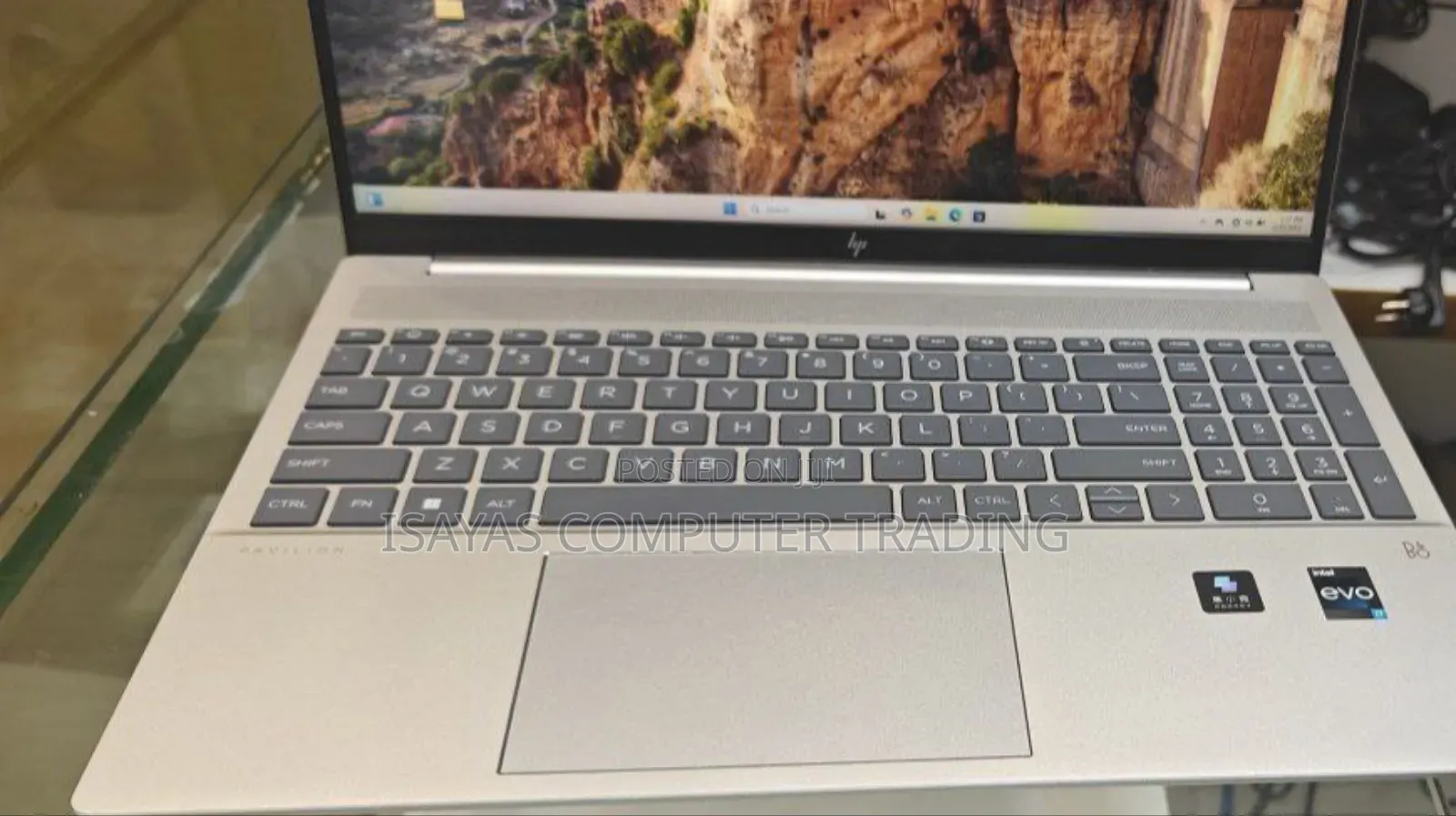 New Laptop HP Pavilion 14 16GB Intel Core I7 SSD 1T