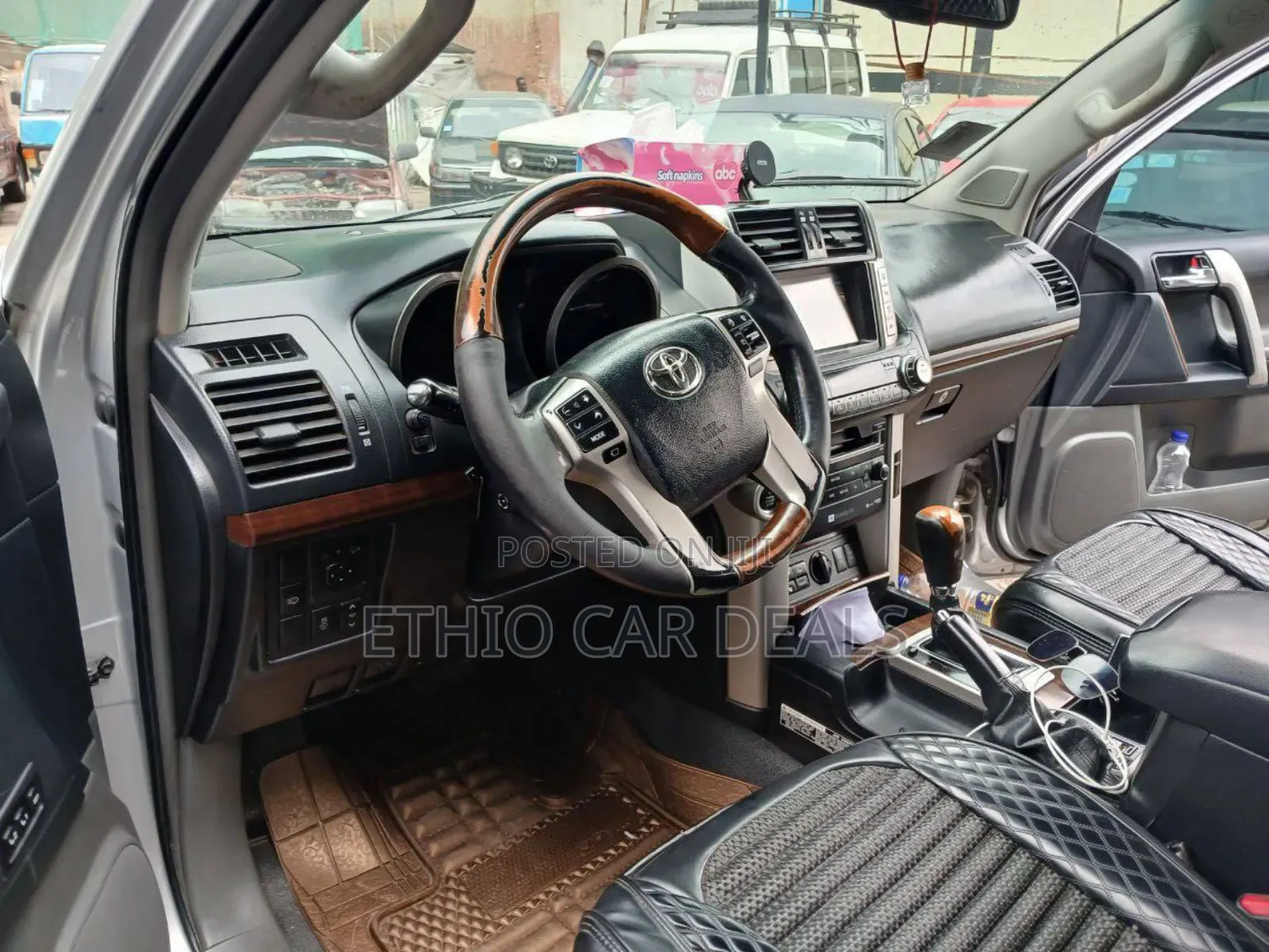 Toyota Land Cruiser Prado 2012 Silver