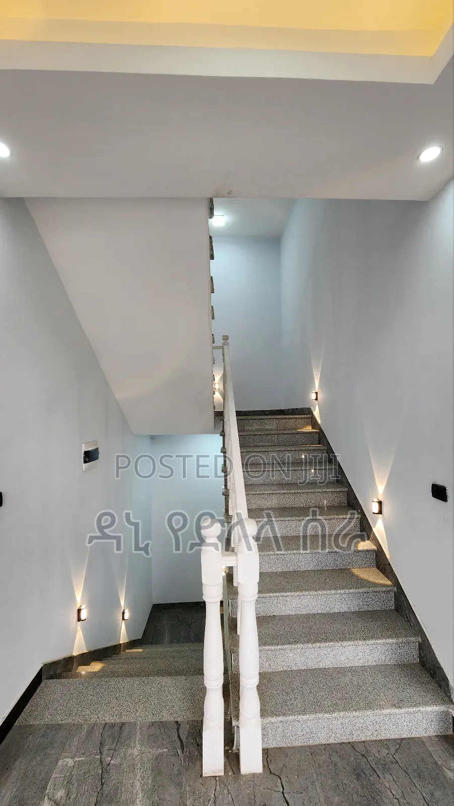 Furnished 8bdrm Bungalow in አዲስ አበባ, Bole for sale