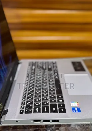 New Laptop Acer Aspire 3 8GB Intel Core I5 SSD 512GB