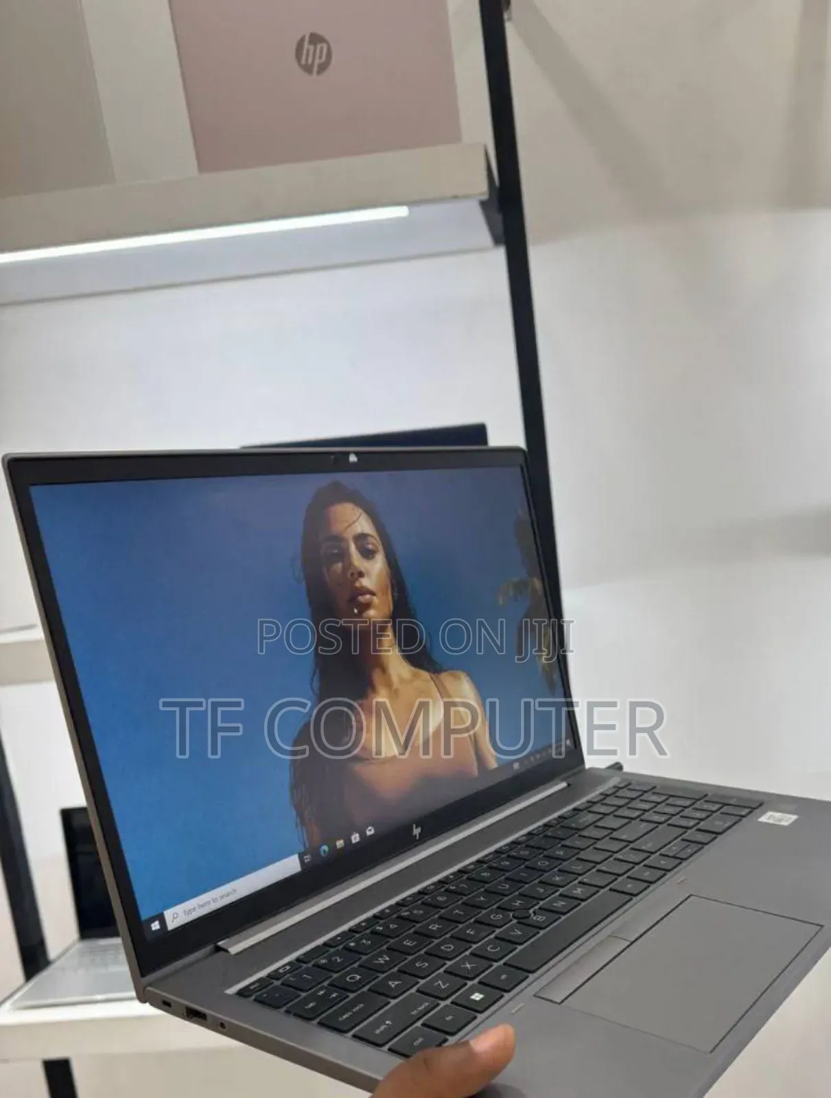 New Laptop HP ZBook Firefly 15 G7 16GB Intel Core I7 SSD 512GB