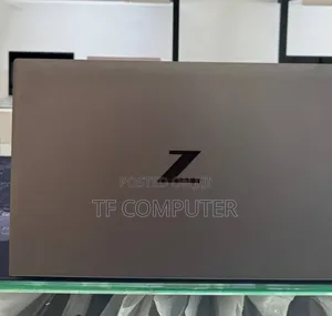 New Laptop HP ZBook Firefly 15 G7 16GB Intel Core I7 SSD 512GB