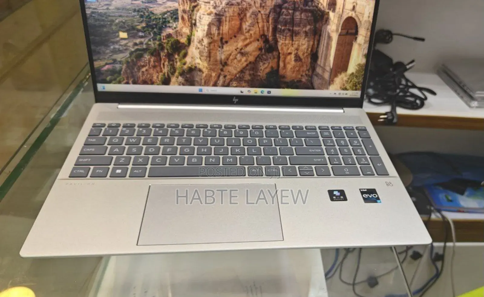 New Laptop HP Pavilion 14 16GB Intel Core I7 SSD 1T