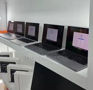 New Laptop Apple MacBook Pro M1 16GB Intel SSD 1T