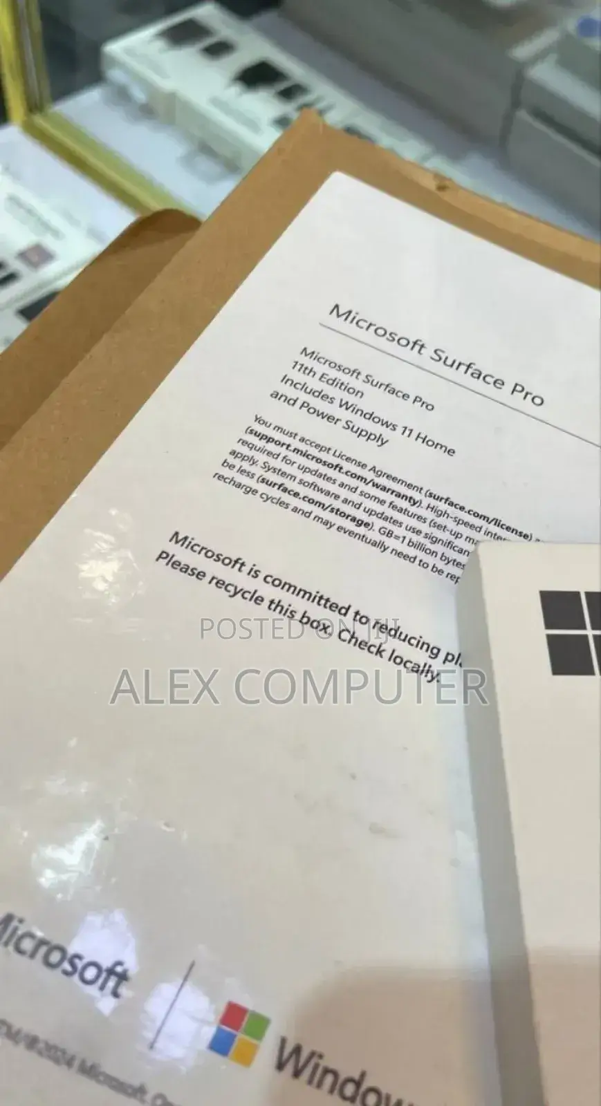 New Microsoft Surface Pro 16GB Qualcomm Snapdragon X Plus SSD 512GB