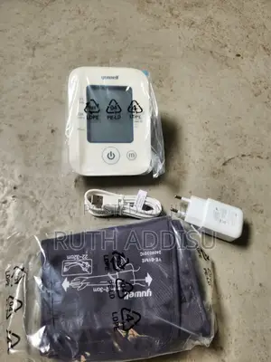 Photo - Digital Blood Pressuer Monitor袸菼medical Blood Pressure