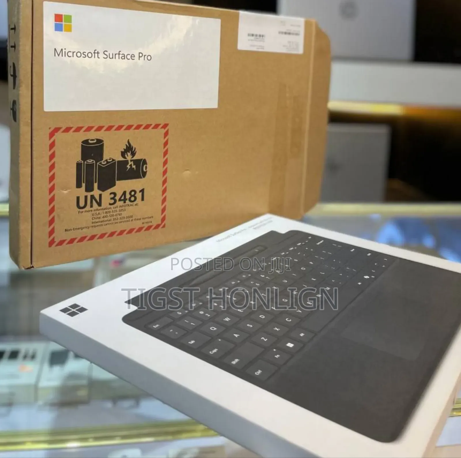 New Microsoft Surface Pro 11th Edition, a Copilot+ PC 16GB SSD 512GB