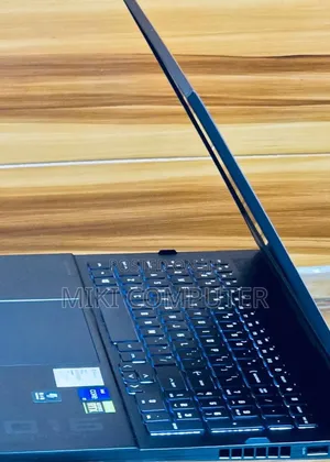 New Laptop HP Omen 16 16GB Intel Core I7 SSD 512GB