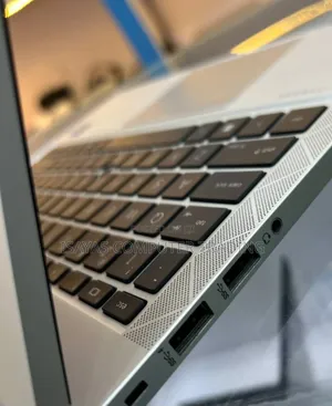 New Laptop HP EliteBook 840 G8 16GB Intel Core I7 SSD 512GB