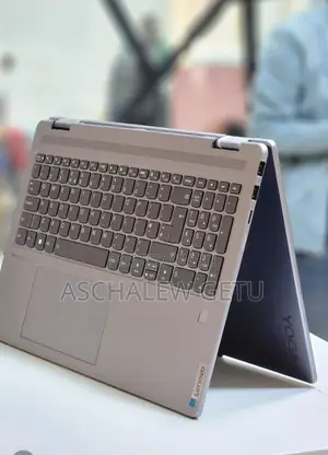 Photo - New Laptop Lenovo Yoga 7i 16GB Intel Core I7 SSD 1T