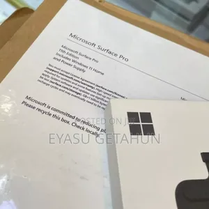 New Microsoft Surface Pro 7 16GB Qualcomm Snapdragon X Plus SSD 512GB