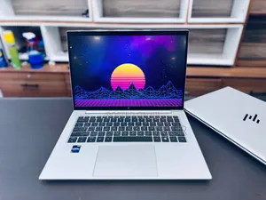 New Laptop HP EliteBook 840 G9 16GB Intel Core I7 SSD 512GB