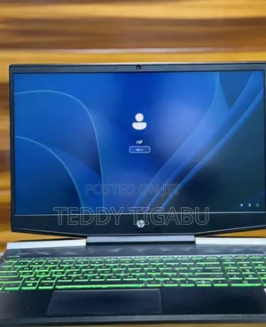 New Laptop HP Pavilion 15 16GB Intel Core I5 SSD 256GB