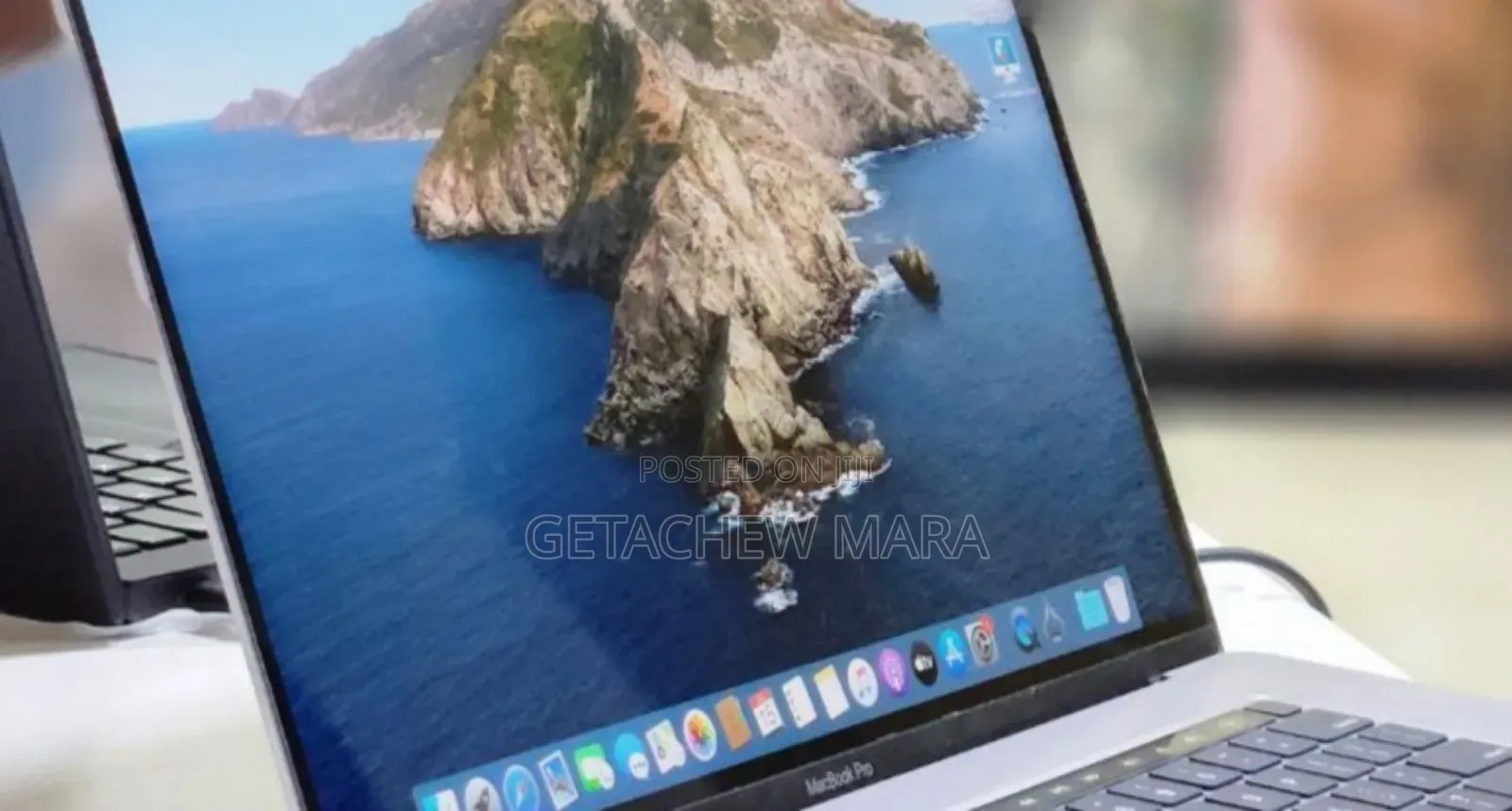 New Laptop Apple MacBook Pro 2019 4GB Intel Core I9 SSD 1T