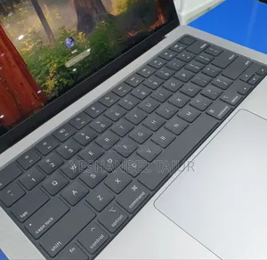 New Laptop Apple MacBook Pro M1 16GB Apple M1 SSD 512GB