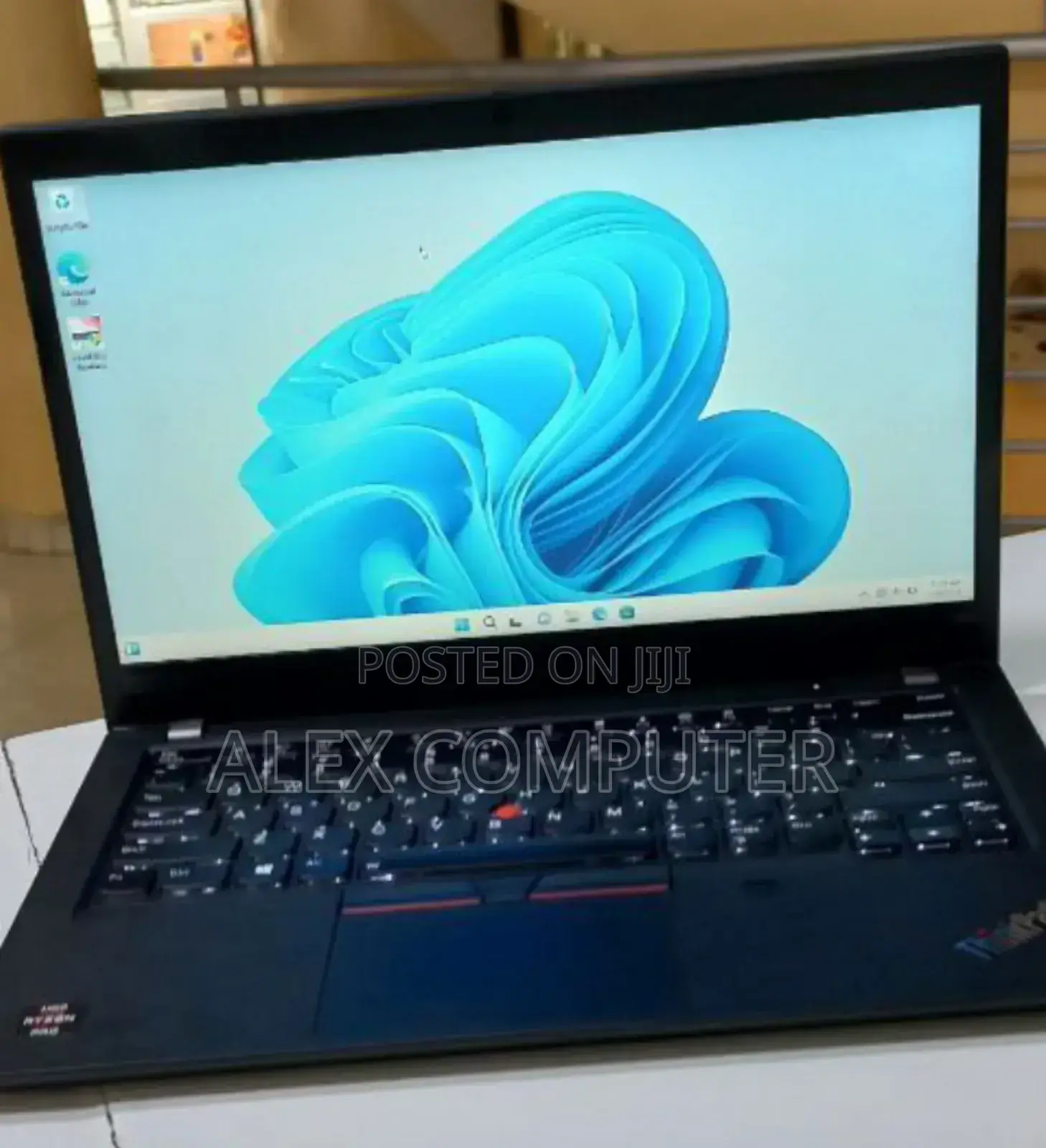 New Laptop Lenovo ThinkPad T495s 16GB AMD Ryzen 5 SSD 512GB