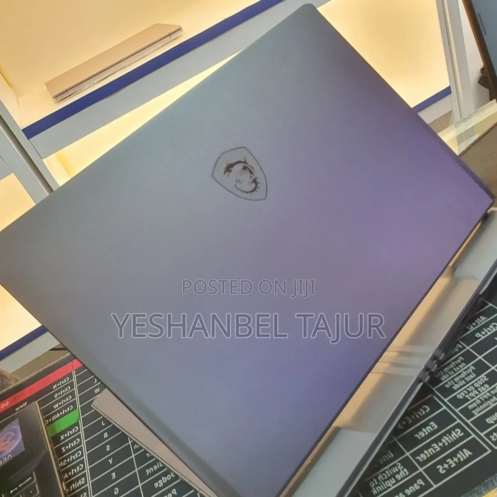 New Laptop MSI Vector 16 HX AI A2XWIG 16GB Intel Core I9 SSD 1T