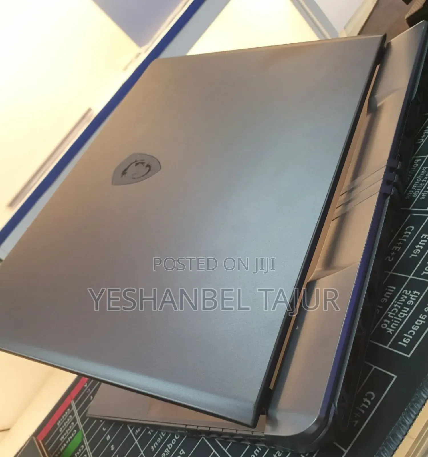 New Laptop MSI Vector 16 HX AI A2XWIG 16GB Intel Core I9 SSD 1T