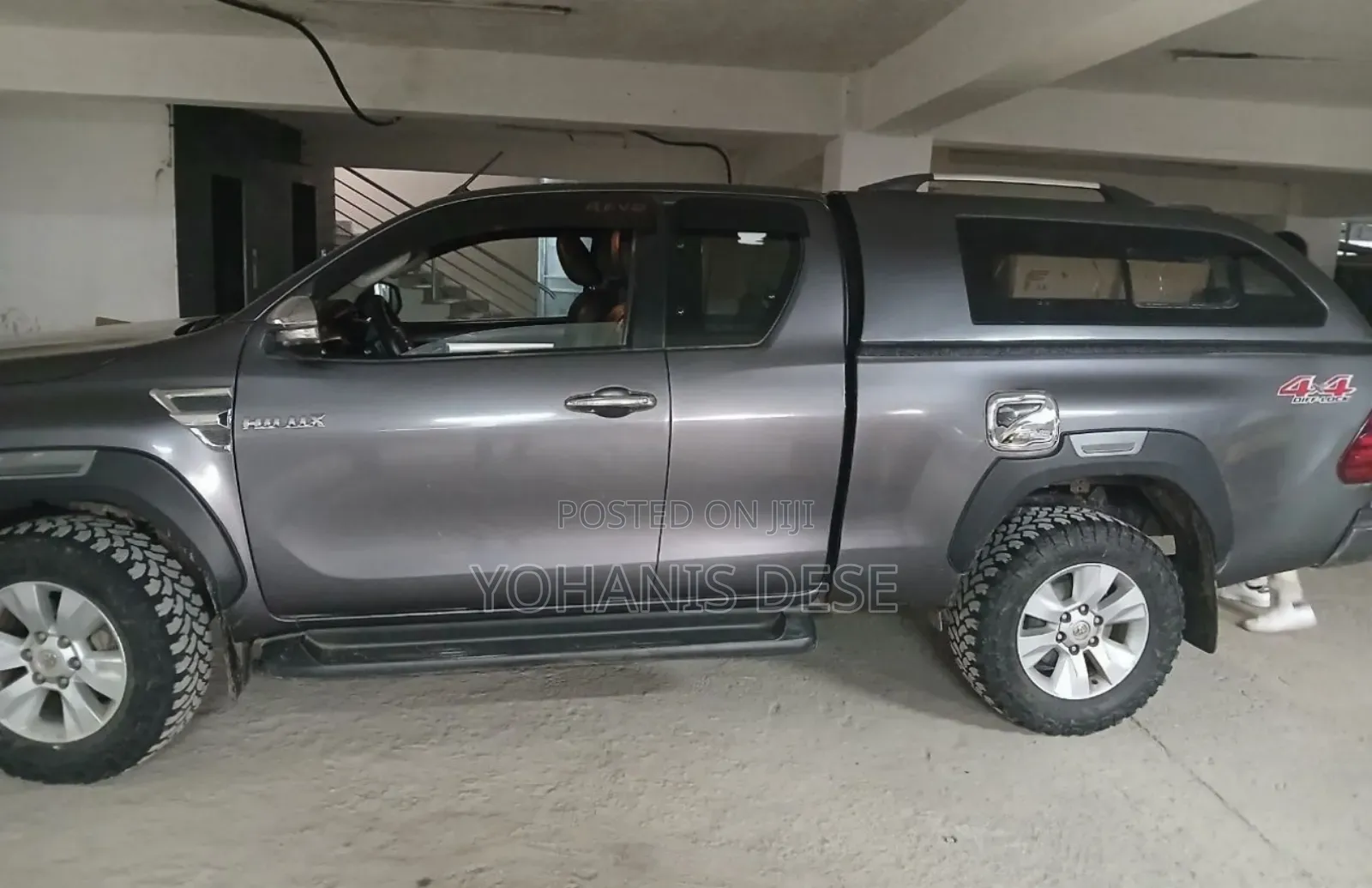 Toyota Hilux 2013 Blue