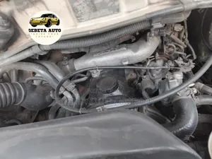 Toyota HiAce 2001 White