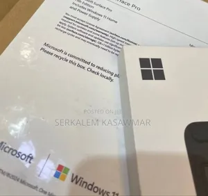 New Microsoft Surface Pro 16GB Qualcomm Snapdragon X Plus SSD 512GB