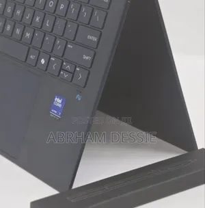 New Laptop HP 32GB Intel Core Ultra 7 SSD 1T