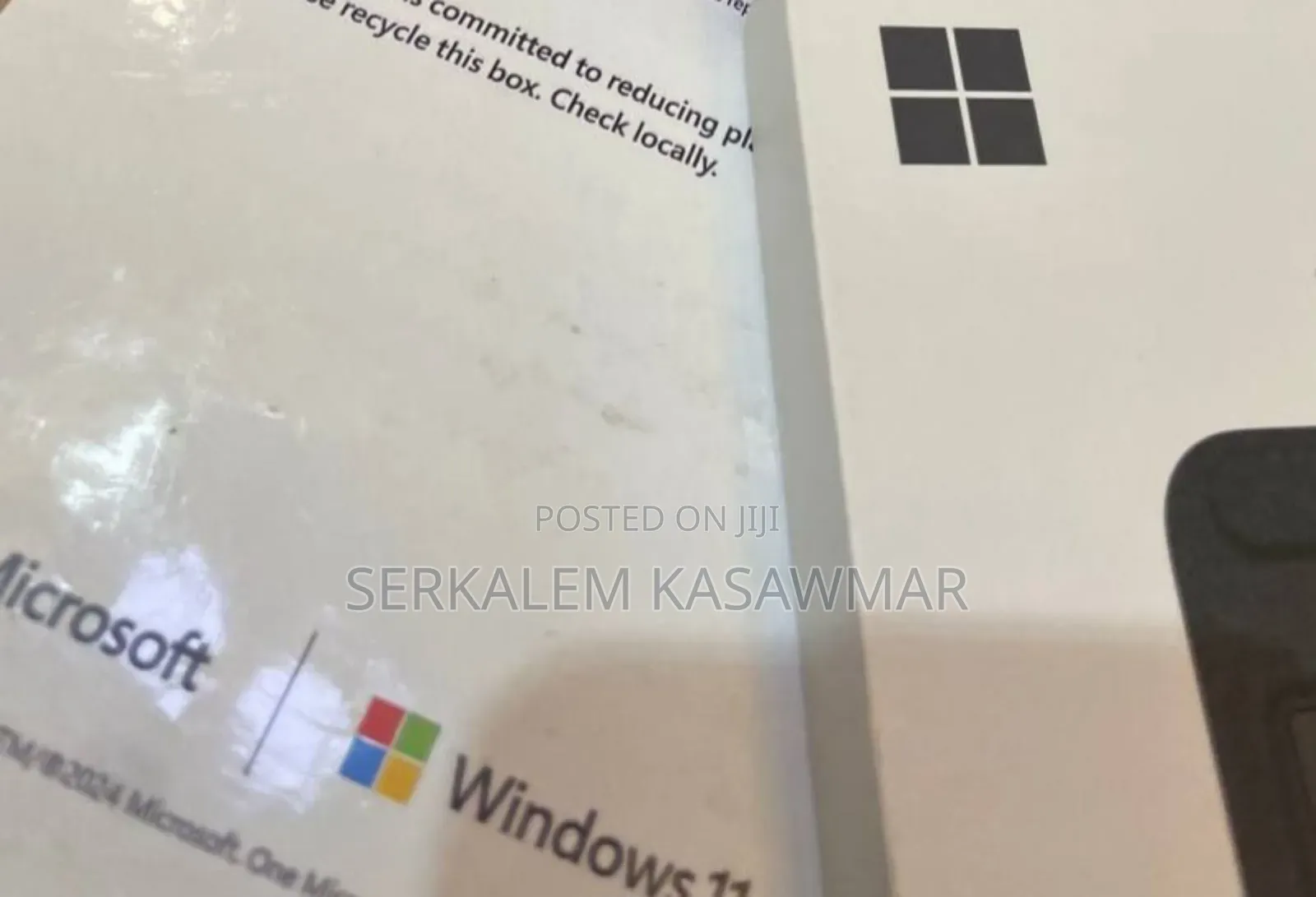 New Microsoft Surface Pro 16GB Qualcomm Snapdragon X Plus SSD 512GB