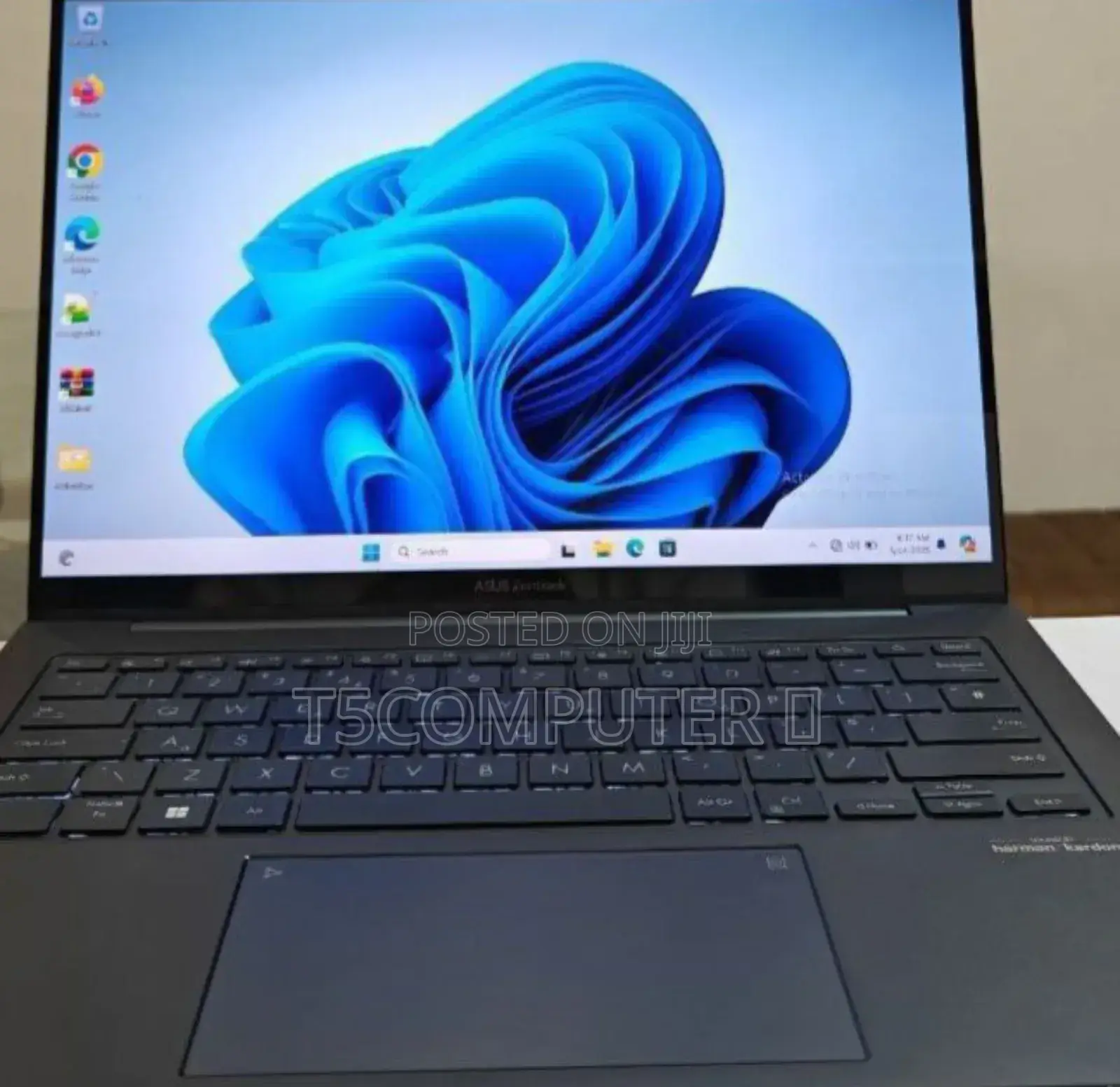 New Laptop Asus ZenBook 3 UX390UA 16GB Intel Core I7 SSD 512GB