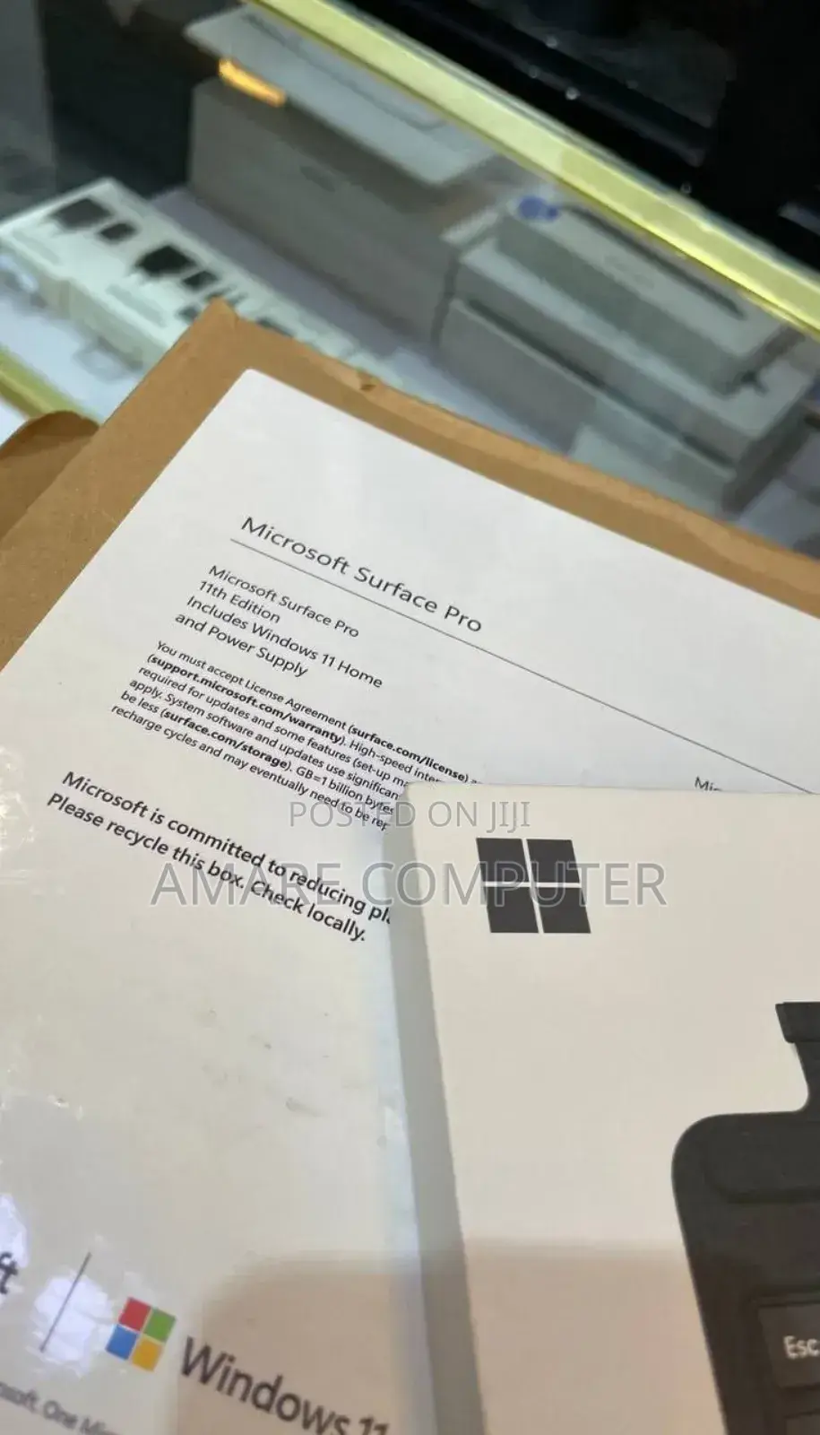 New Microsoft Surface Pro 16GB Qualcomm Snapdragon X Plus SSD 512GB