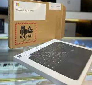 New Microsoft Surface Pro 16GB Qualcomm Snapdragon X Plus SSD 512GB