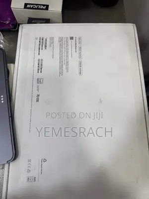 New Apple iPad (2025) 256 GB White