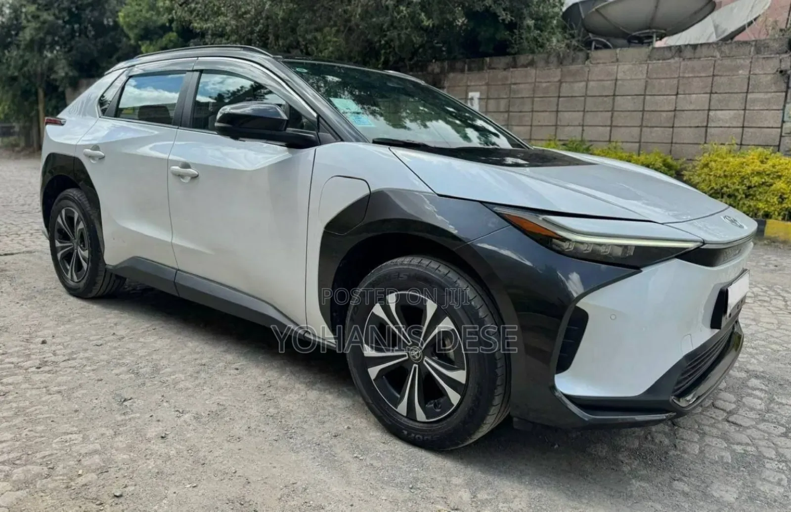 Toyota bZ4X 2023 White