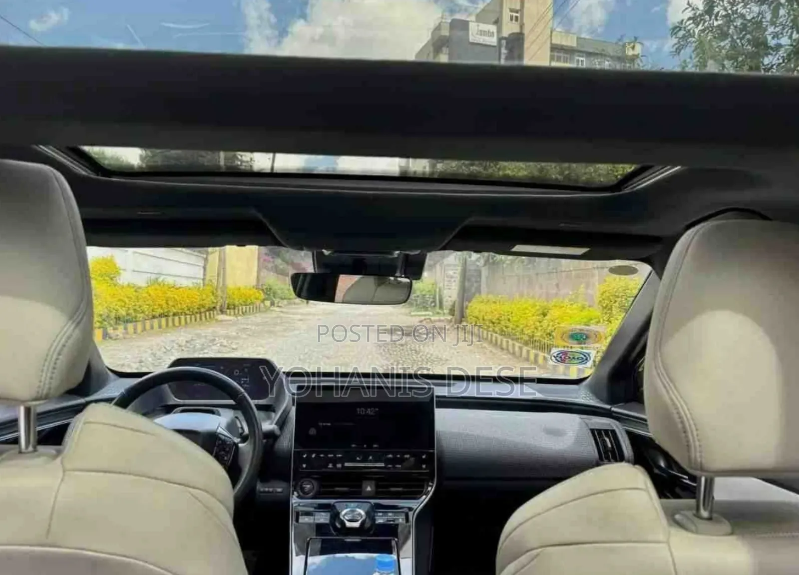 Toyota bZ4X 2023 White