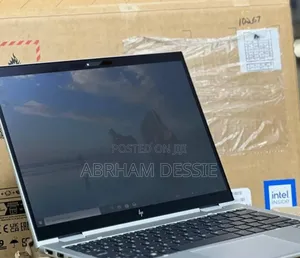 New Laptop HP EliteBook 830 16GB Intel Core I7 SSD 512GB