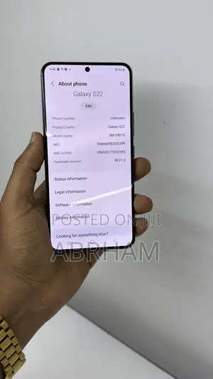 Photo - New Samsung Galaxy S22 5G 128 GB Green