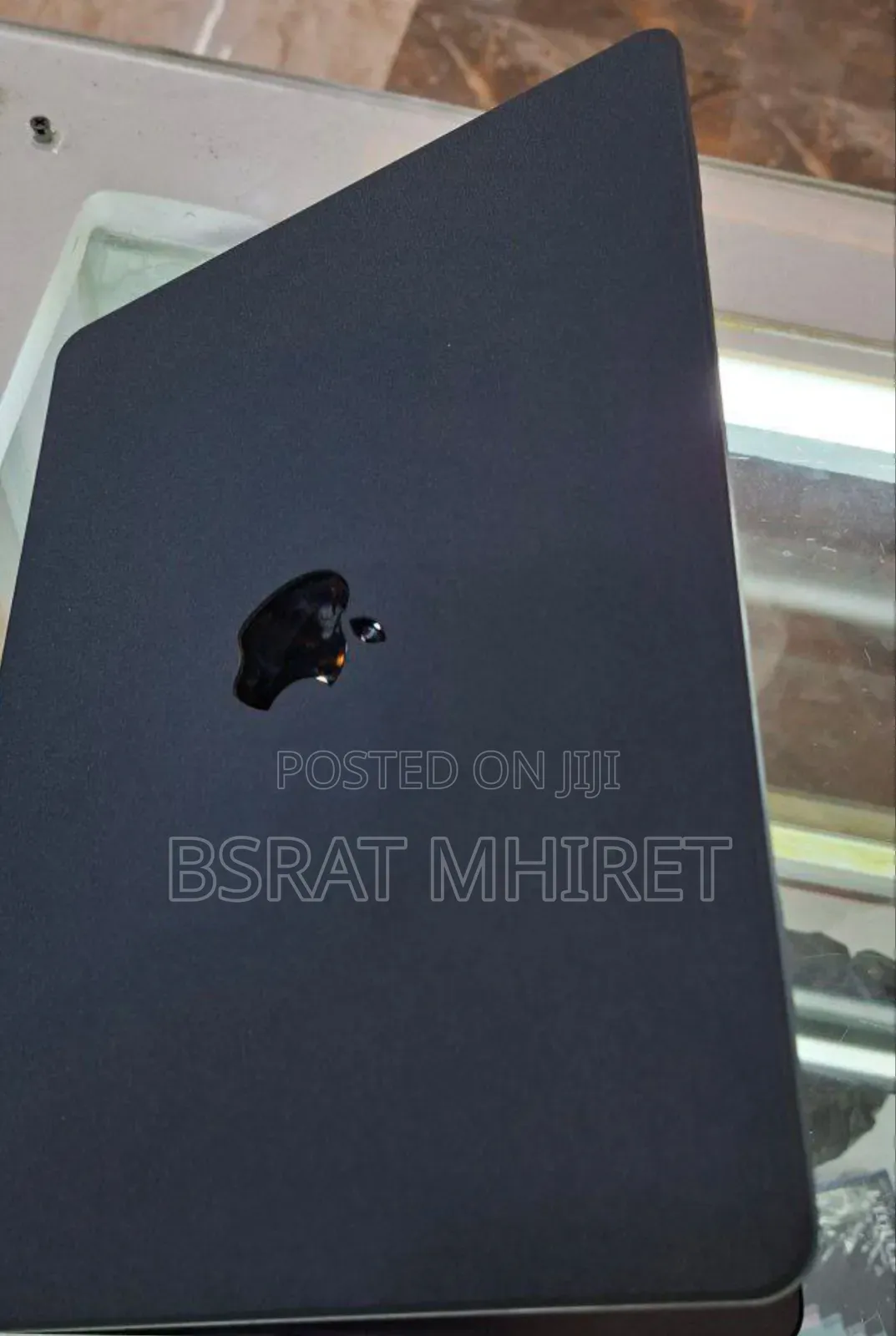 New Laptop Apple MacBook Air 2022 M2 8GB Apple M2 SSD 256GB