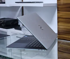 Photo - New Laptop Dell XPS 15 16GB Intel Core I7 SSD 1T