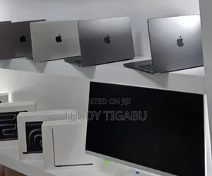 New Laptop Apple MacBook Pro 16GB Intel Core I7 SSD 1T