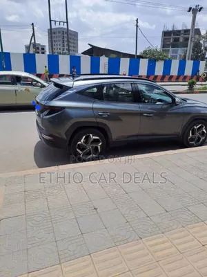 Hyundai Tucson 2023 Gray