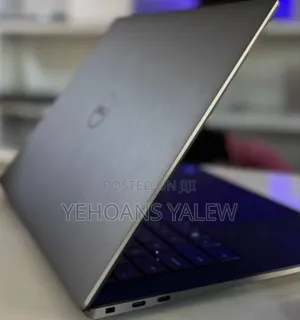 New Laptop Dell Precision 5570 32GB Intel Core I9 SSD 1T