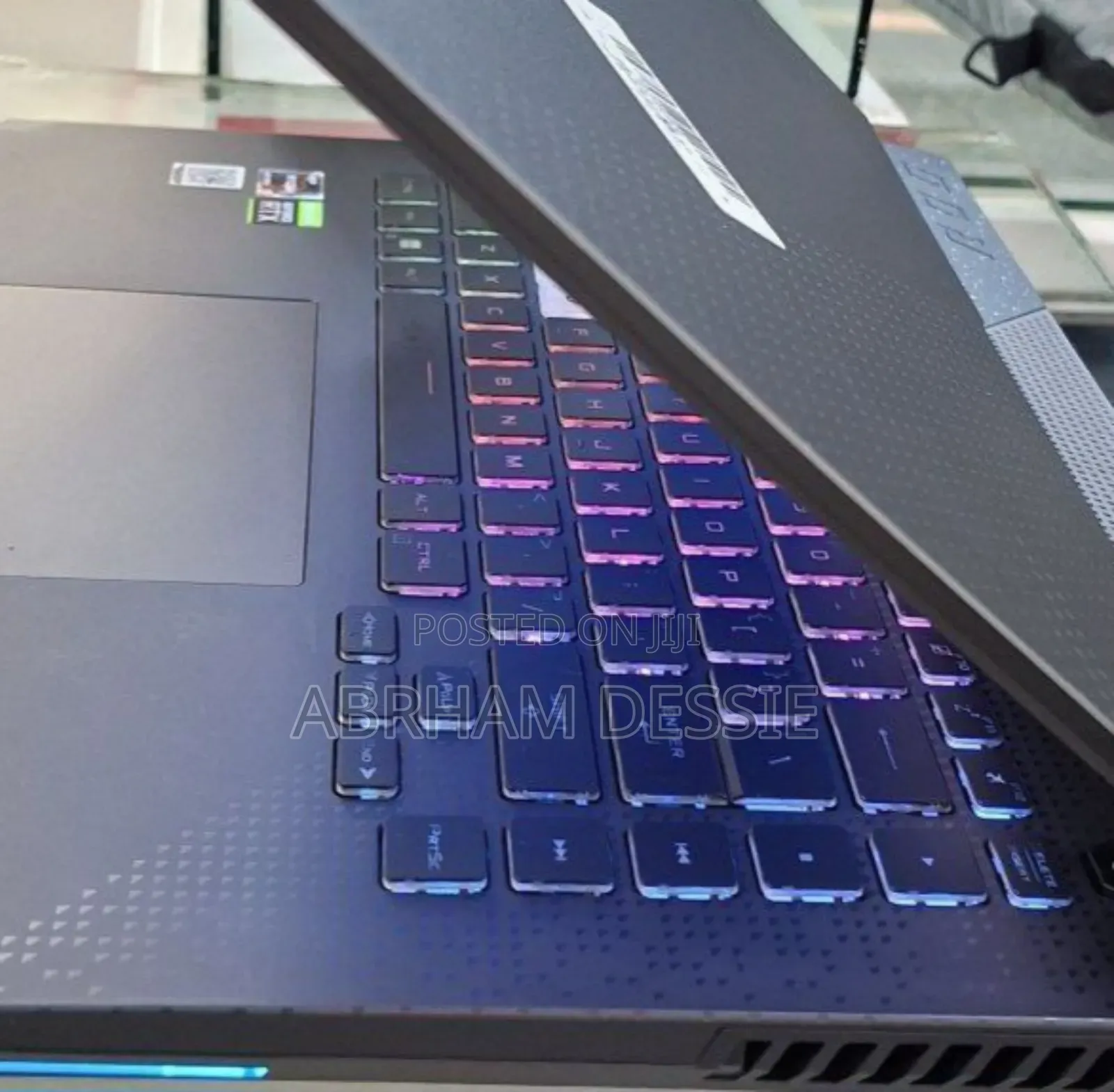 New Laptop Asus 16GB AMD Ryzen 7 SSD 1T