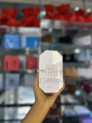 Photo - Kayali Juicy Apple 01 Perfume – Unisex