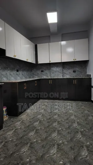 Furnished 8bdrm House in Badume Compowund, Bole for sale