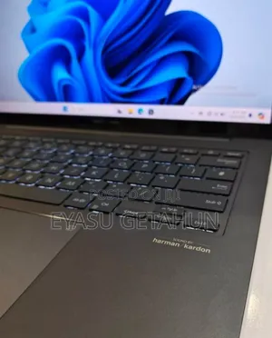 New Laptop Asus ZenBook 13 UX331UN 16GB Intel Core I7 SSD 512GB