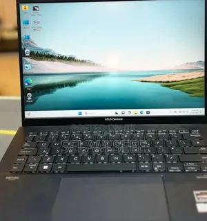 Photo - New Laptop Asus Zenbook Duo 14 16GB AMD Ryzen 5 SSD 512GB