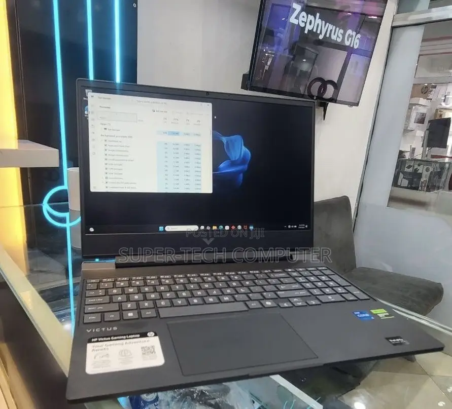 New Laptop HP Victus 15 16GB Intel Core I5 SSD 512GB