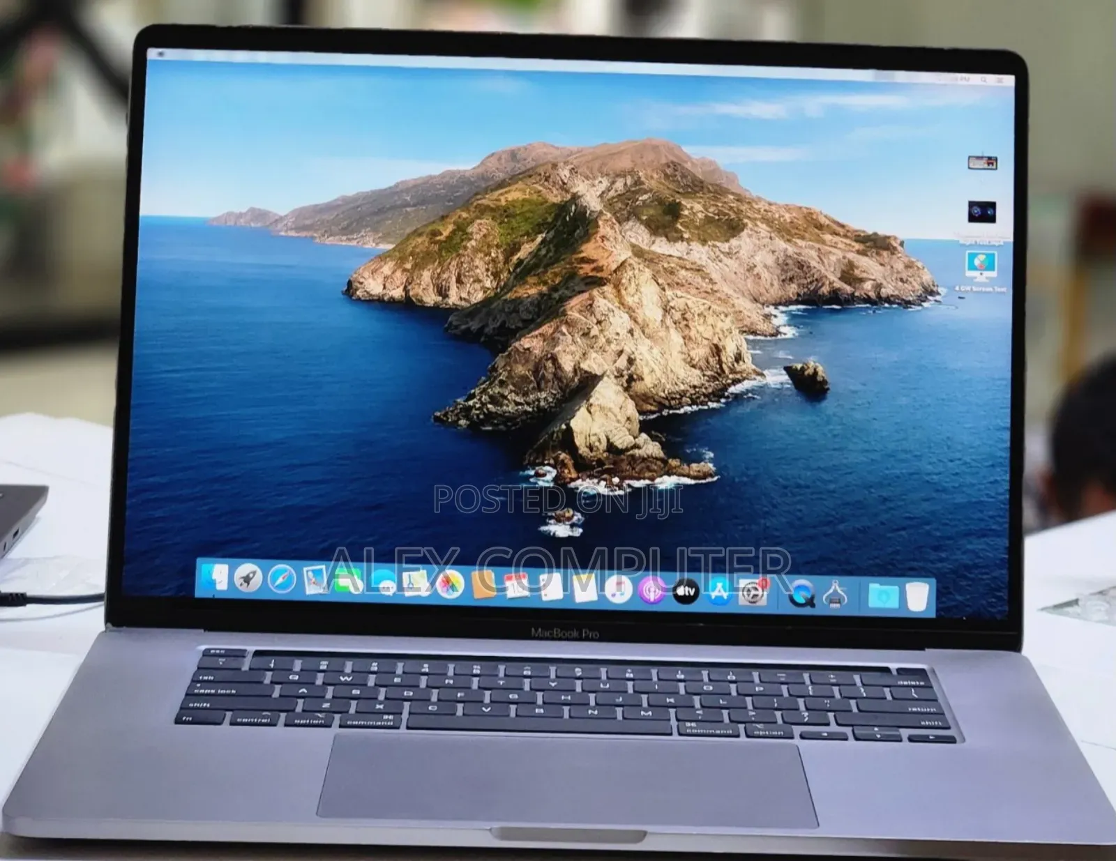 New Laptop Apple MacBook Pro 2019 32GB Intel Core I9 SSD 1T