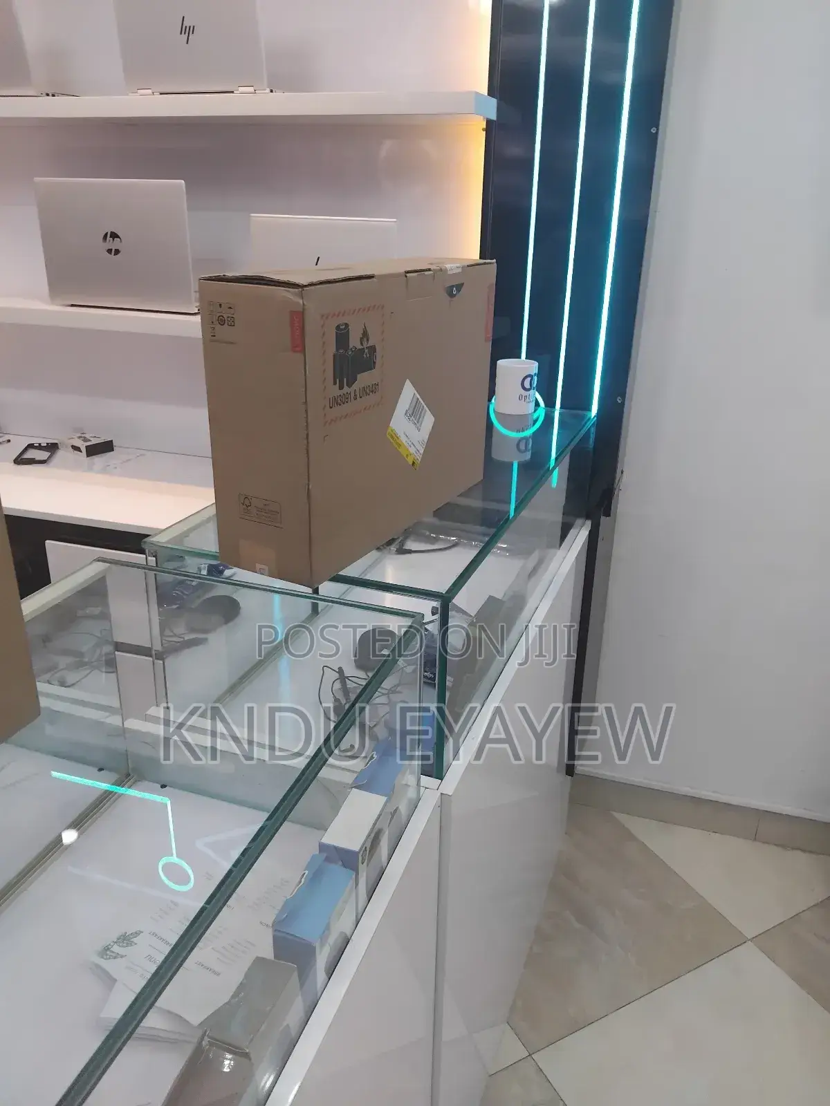 New Laptop Lenovo Yoga 9i 16GB AMD Ryzen 7 SSD 1T