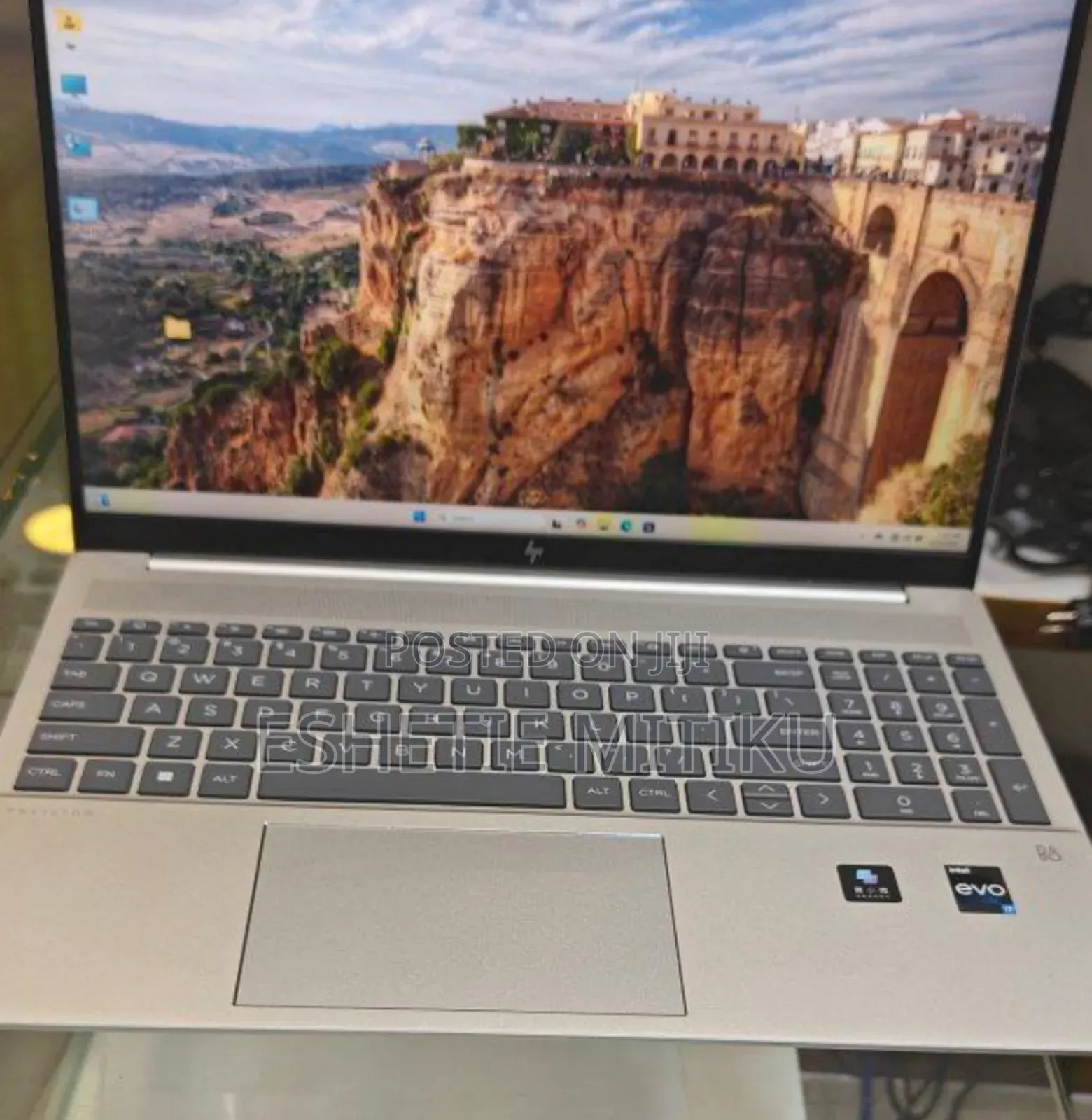 New Laptop HP 16GB Intel Core I7 SSD 1T